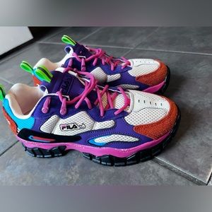 Retro style Filas, women’s size 7.5, multi colored